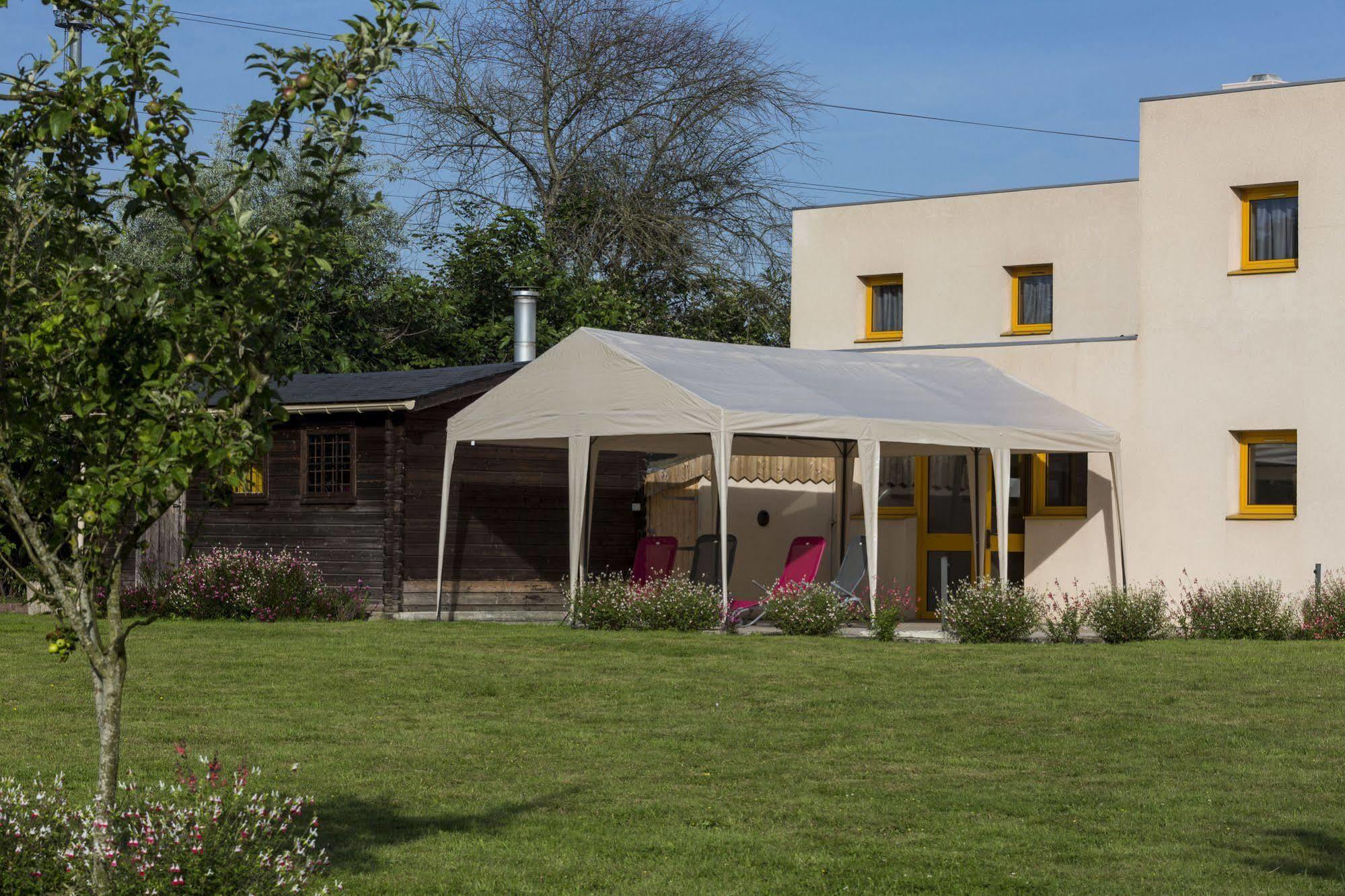 B&B Hotel Angers Parc Expos Verrieres-en-Anjou Exterior foto
